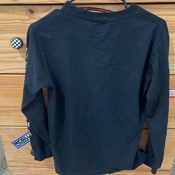 Primitive long sleeve - Picture 2 of 3